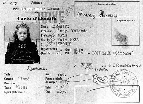 Личное удостоверение Анни Горовиц. 1940 г. В 1942 г. депортирована в Освенцим