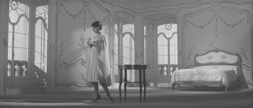 «В прошлом году в Мариенбаде». Реж. Ален Рене, 1961