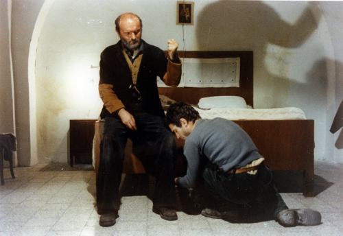 «Отец-хозяин». Реж. Паоло и Витторио Тавиани, 1977.